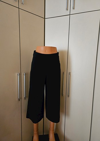 Bershka Rahat Ve Sik Siyah Bol Paca Pantolon
