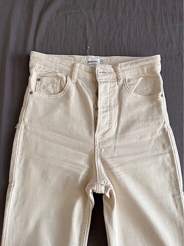 Stradivarius Yırtmaçlı Boru Paça Jean
