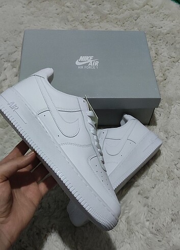 YENİ SEZON NİKE AİR FORCE 1 WHİTE İTHAL 