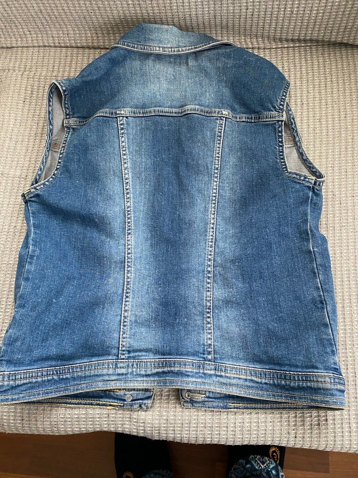 Düğmeli Kolsuz Kadın Denim Yelek - Görsel 3