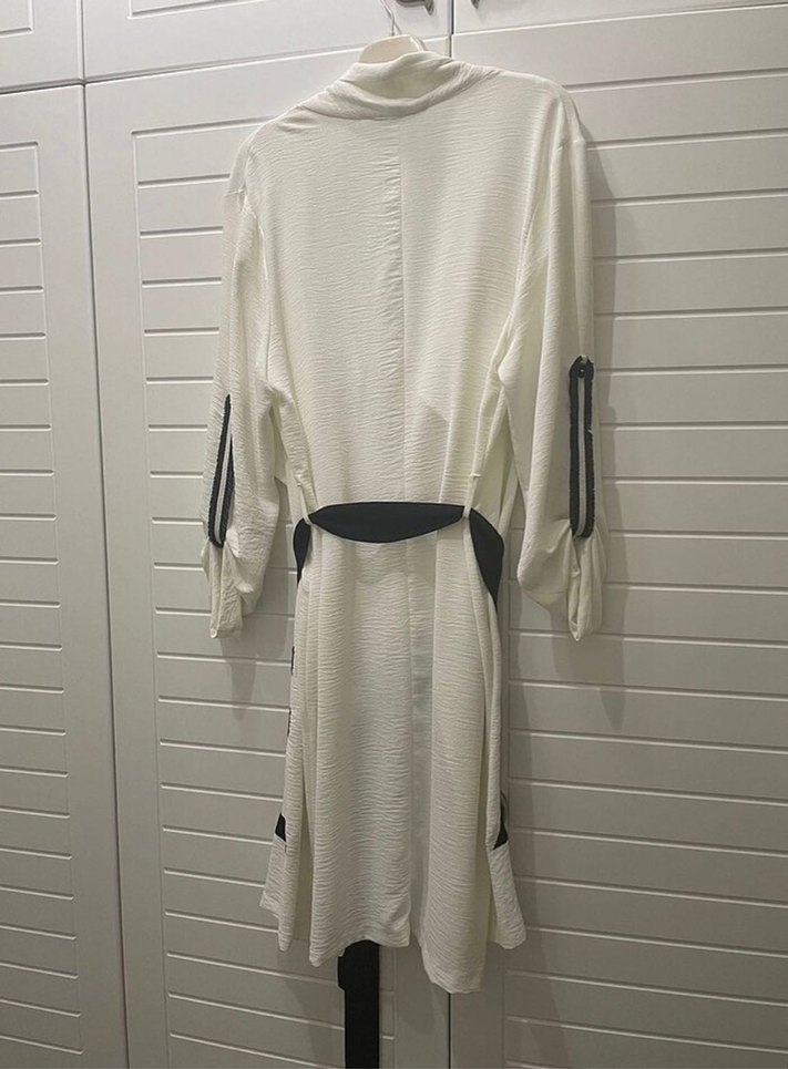 Nakışlı Miarte marka hırka - Görsel 4