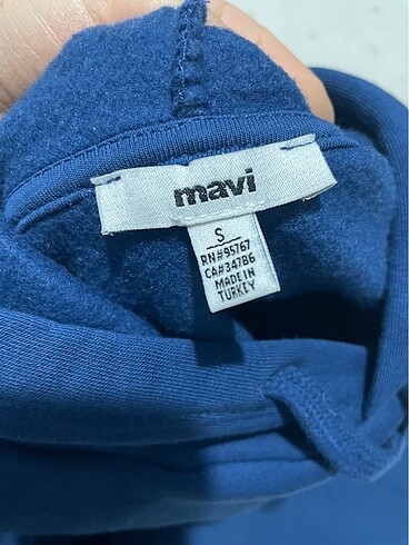 Mavi sweatshirt