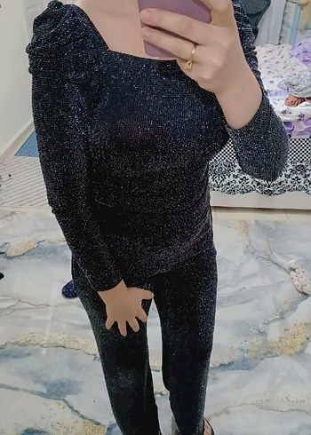 Parlak Siyah V Yaka üst ve alt - Görsel 2