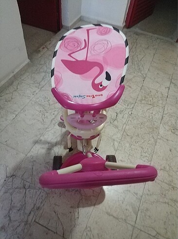 Beden pembe Renk Smartrike safari 10 ay- 4 yaş arası ebeveyn kontrollü bisiklet