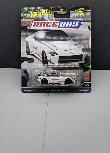 Hot Wheels Race Day Nissan Z GT4 