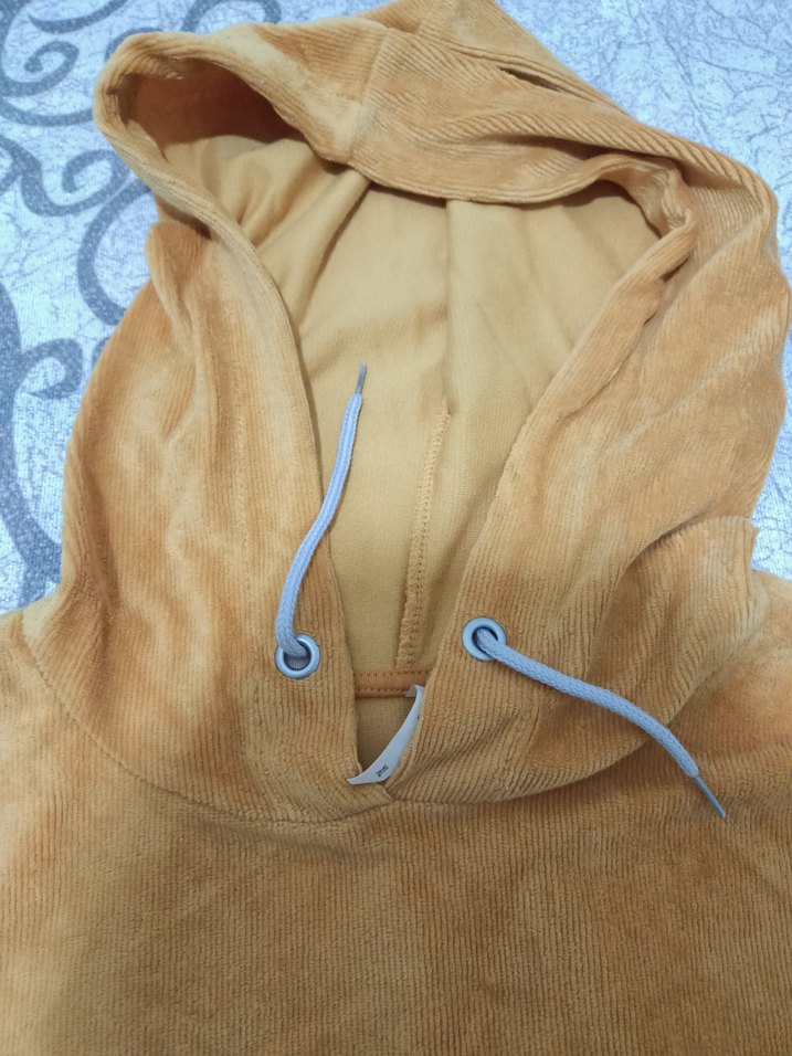 Sarı Kapüşonlu Kadın Sweatshirt - Görsel 3