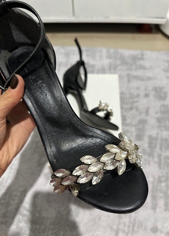 Topuklu ayakkabı - Görsel 3