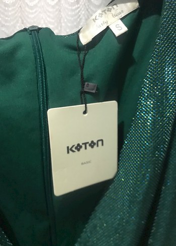 Drapeli Parlak Yeşil Midi Elbise - Görsel 3