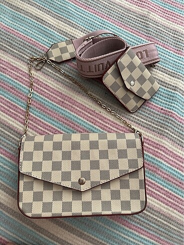 Louis Vuitton çanta.