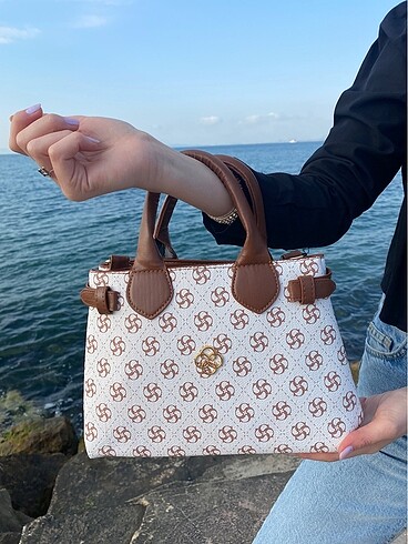 LC Waikiki Kol çantası