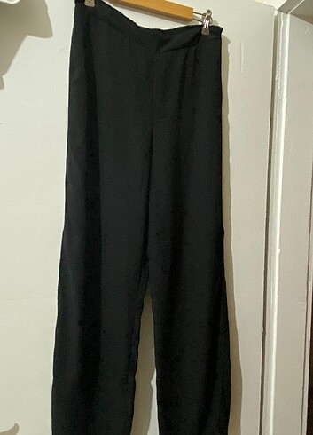 Yazlık yırtmaçlı pantolon 