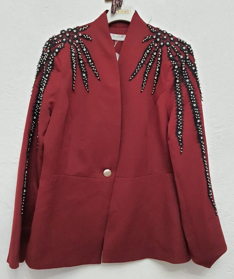 Taş ve güpür detaylı bordo ceket - Görsel 3