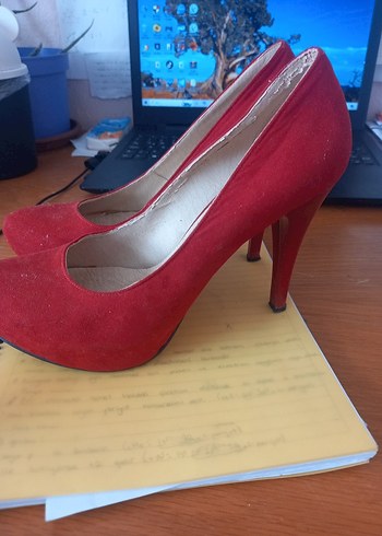 38 Beden Kırmızı Süet Yüksek Topuklu Stiletto