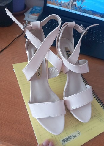 pudra Stiletto Topuklu Kadın Ayakkabı