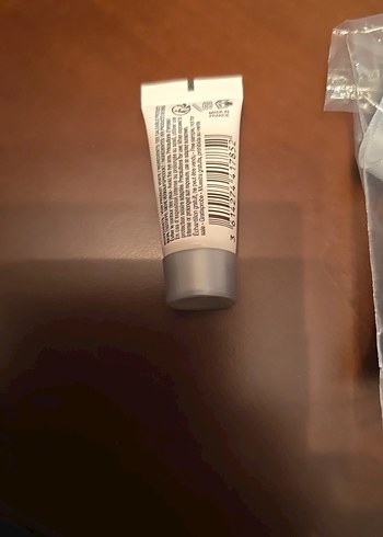 Lancôme Rénergie 50 SPF ve Lancome Makyaj sungeri seti - Görsel 4