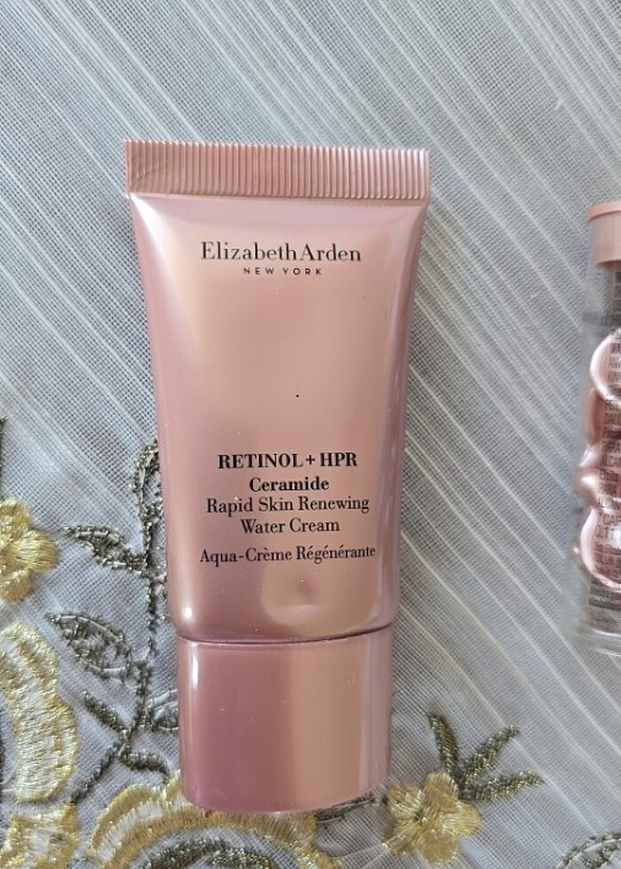 Elizabeth Arden New York Cilt bakim seti - Görsel 4