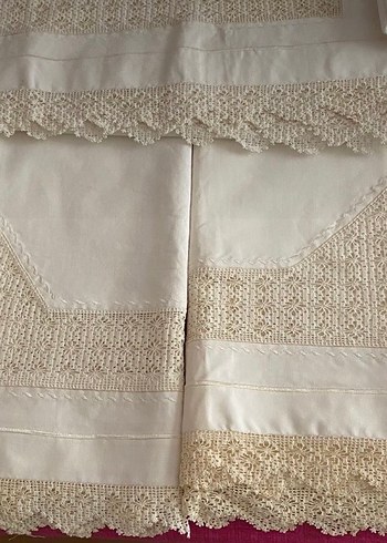 İşlemeli Beyaz Parlak karyola takımı - Görsel 3