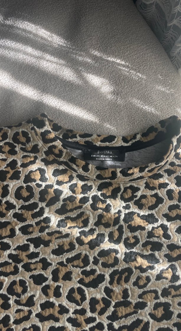 Kahverengi Yılan Desenli Kedi Kıyafeti - Görsel 2