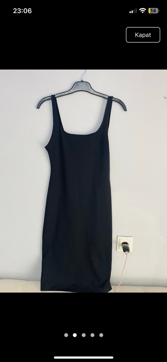 Siyah Mini Sade Elbise - Görsel 2