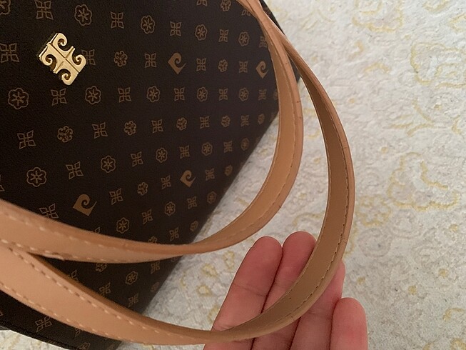 Beden Pierre Cardin omuz çantası