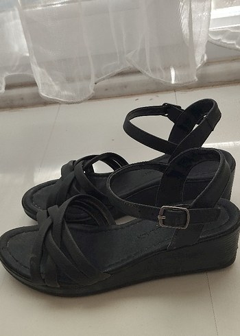 Casper Siyah Topuklu Kadın Sandalet