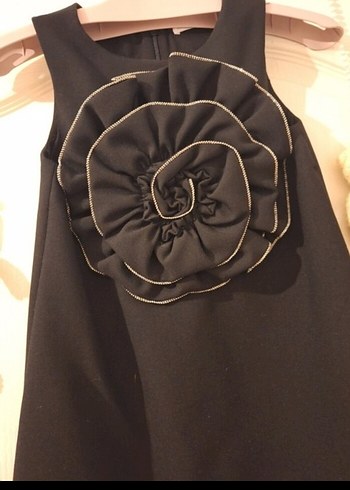 Zara Kız Çocuk Siyah Fırfırlı Kolsuz Elbise