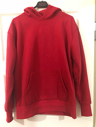 Kırmızı sweatshirt