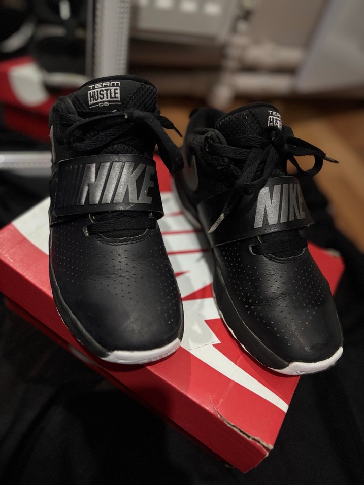 Bile Basketbol ayakkabısı - Görsel 3