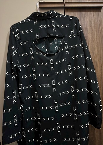 Desenli Siyah Kadın Uzun Kollu Gömlek - Görsel 2