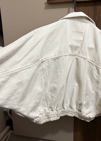 Düğmeli Beyaz Salaş Kadın Kot Ceket - Görsel 4