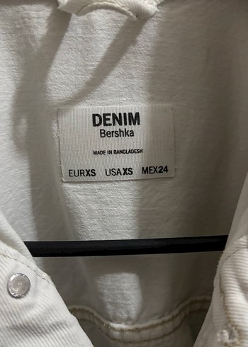 Düğmeli Beyaz Salaş Kadın Kot Ceket - Görsel 3