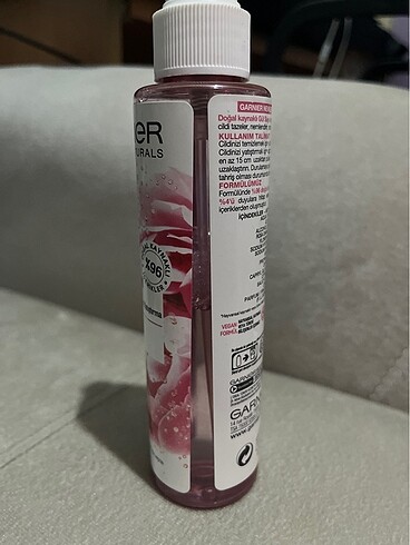  Beden garniee gül suyu sprey mist