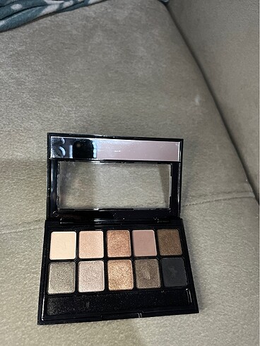 Maybelline rival de loop nude bronze far paleti aynalı
