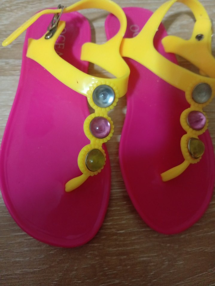 Kız Çocuk Renkli Desenli Terlik ve Sandalet - Görsel 4