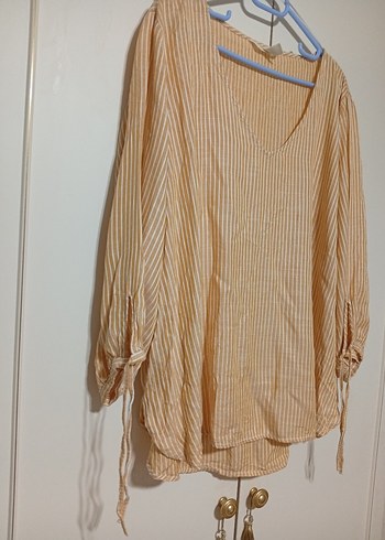 Çizgili V Yaka Kadın Gömlek - Görsel 2