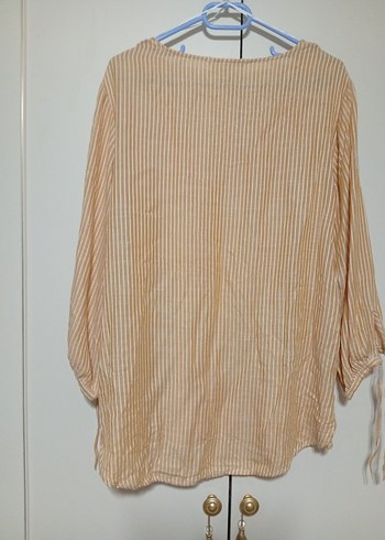 Çizgili V Yaka Kadın Gömlek - Görsel 3