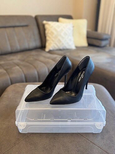 Stiletto Ayakkabı