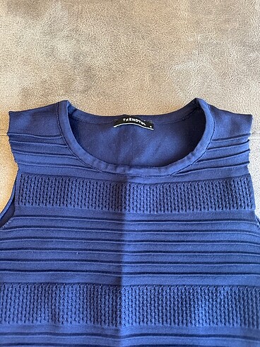Trendyol & Milla Crop Tshirt