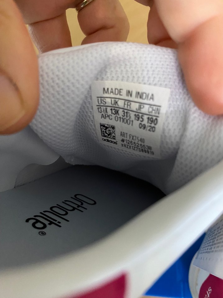 Beyaz Adidas Stan Smith Renkli Detaylı Spor Ayakkabı - Görsel 3