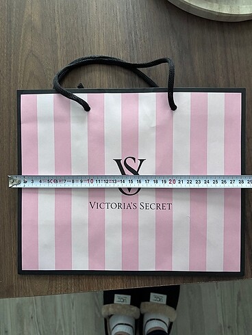 Victoria s Secret Vs karton çanta