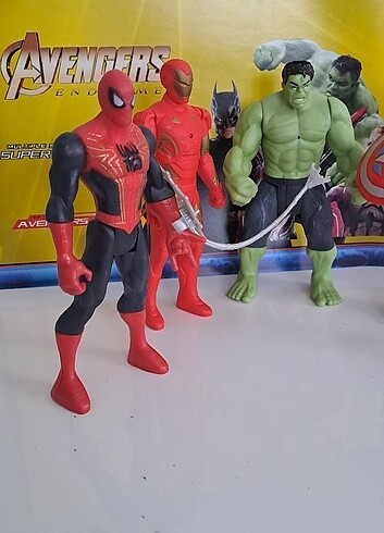  KOMP SET 17cm IŞIKLI(HULK SPIDERMAN BATMAN IRONM KAPTAN AMERİKA