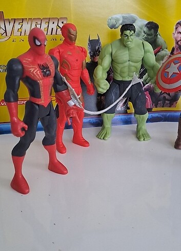 Beden KOMP SET 17cm IŞIKLI(HULK SPIDERMAN BATMAN IRONM KAPTAN AMERİKA