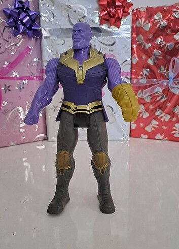  Beden 15 cm ışıklı 5 EFSANE KAHRAMAN (Thanos Hulk Spiderman Ironman 