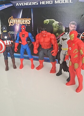  KOMP SET 17cm IŞIKLI(HULK SPIDERMAN BATMAN IRONM KAPTAN AMERİKA