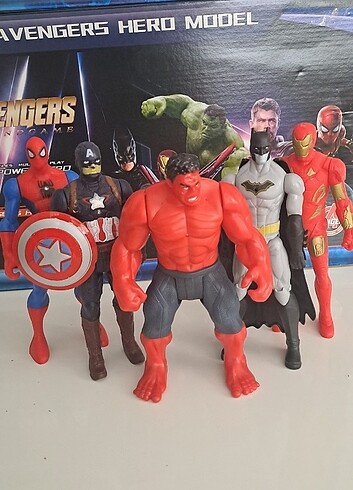 YENİYIL HEDİYESİ KOMP SET 17cm IŞIKLI(HULK SPIDERMAN BATMAN IRON