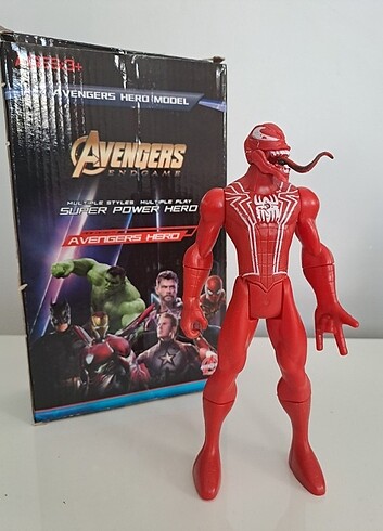 SUPER KAHRAMAN EFSANEVİ 17 CM KIRMIZI VENOM KAHRAMANI