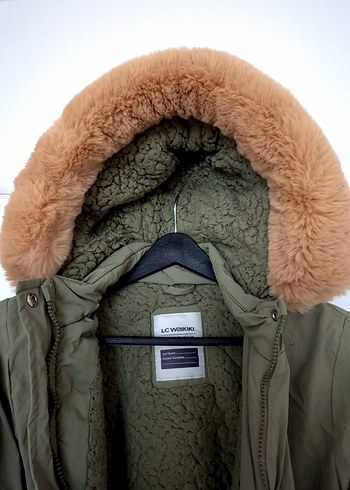 LCW yeşil kapüşonlu içi peluş kaban 13/14 - Görsel 2