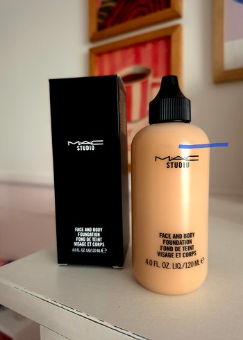 Orijinal Mac Studio Face and Body Fondöten N2 - Görsel 8