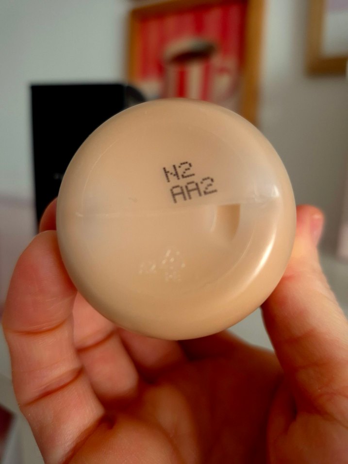 Orijinal Mac Studio Face and Body Fondöten N2 - Görsel 3