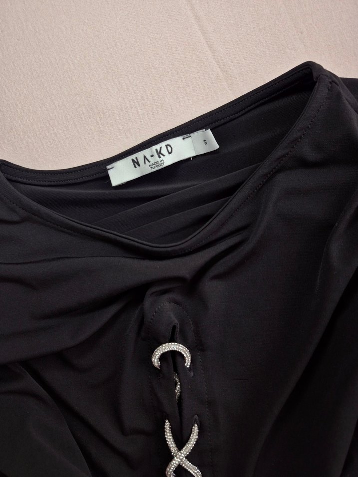NA-KD taşlı bağcıklı yeni şık crop bluz - Görsel 2